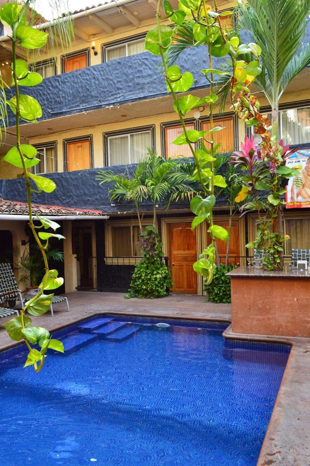 Hotel Mercurio - Gay Friendly Puerto Vallarta Dış mekan fotoğraf