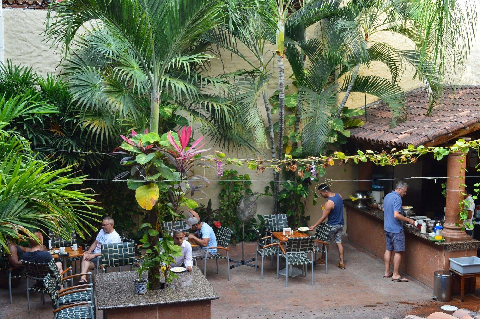 Hotel Mercurio - Gay Friendly Puerto Vallarta Dış mekan fotoğraf